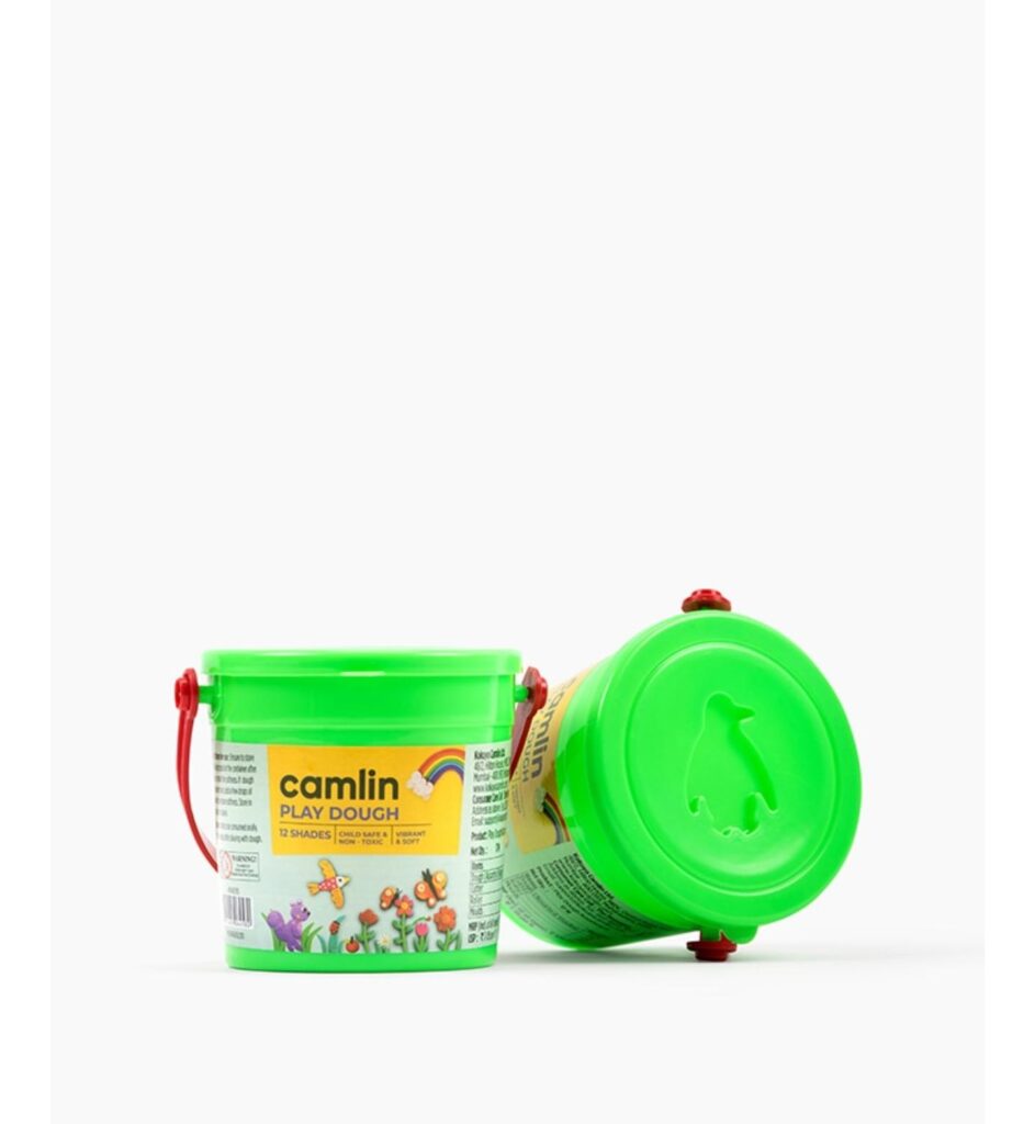 Camlin  Play  Dough  Assorted  pack  of  12  shades  in  13  g  with  Roller  Pin,  Cutter  and  Moulds